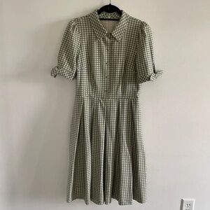 Gal Meets Glam Delilah Size 6